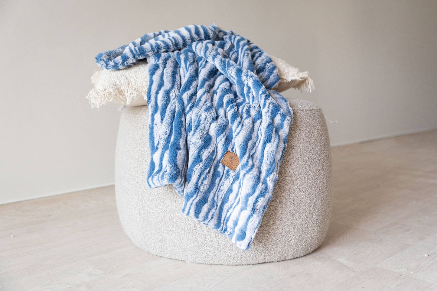 Cuddle Cookie Faux Fur Baby Blanket Wave Blue - Tiniboo