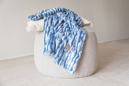Cuddle Cookie Faux Fur Baby Blanket Wave Blue - Tiniboo